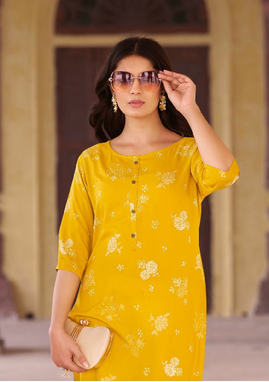 Zoori Rayon Print Classic Big Size Long Kurti - Image 2